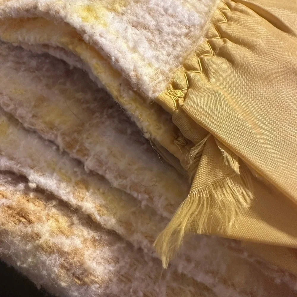North Star Chatham Blanket 80x63 Yellow Good Vintage Plaid Satin Trim